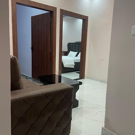 Nirmal Niwas Hotel Varanasi Exterior photo